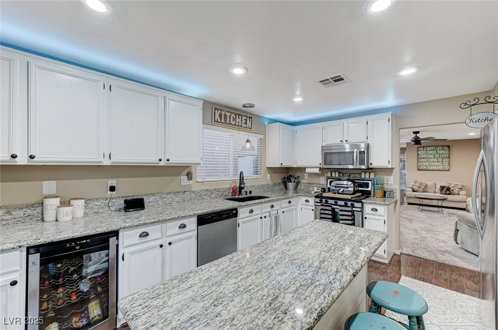 6341 Haleh, Las Vegas, NV 89141