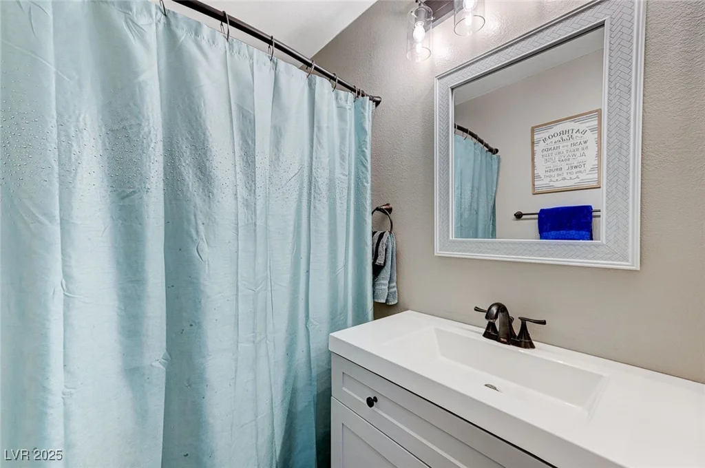 6341 Haleh, Las Vegas, NV 89141