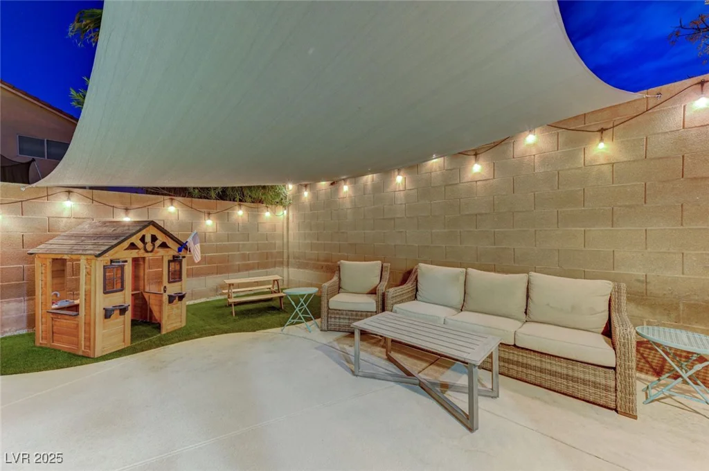 6341 Haleh, Las Vegas, NV 89141