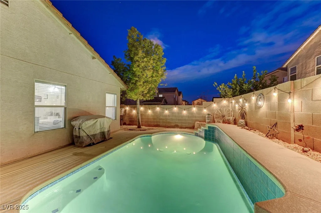 6341 Haleh, Las Vegas, NV 89141