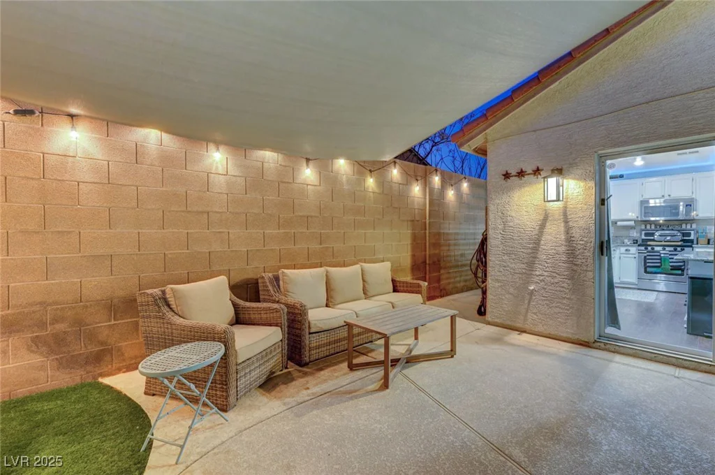 6341 Haleh, Las Vegas, NV 89141
