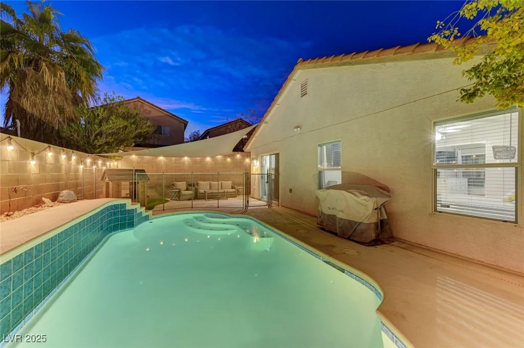 6341 Haleh, Las Vegas, NV 89141