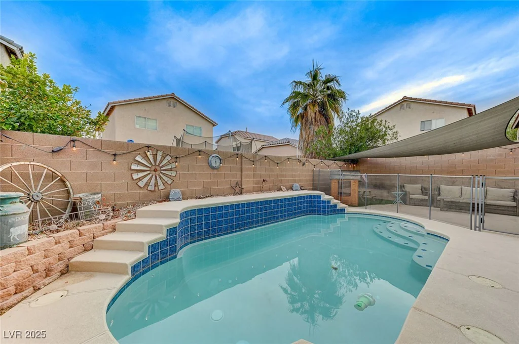 6341 Haleh, Las Vegas, NV 89141