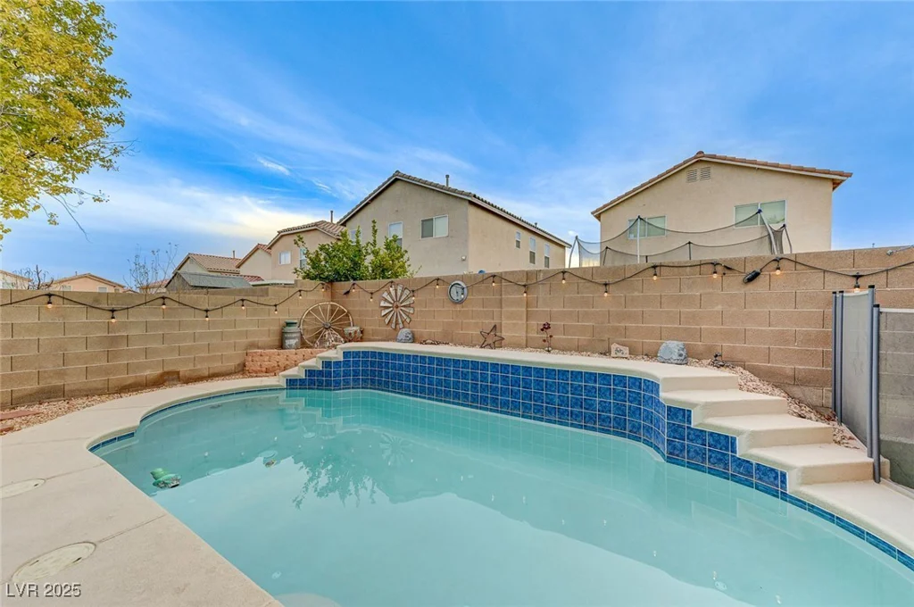 6341 Haleh, Las Vegas, NV 89141