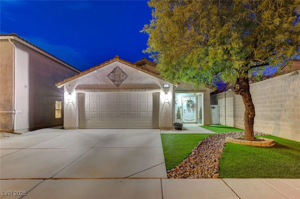 6341 Haleh, Las Vegas, NV 89141
