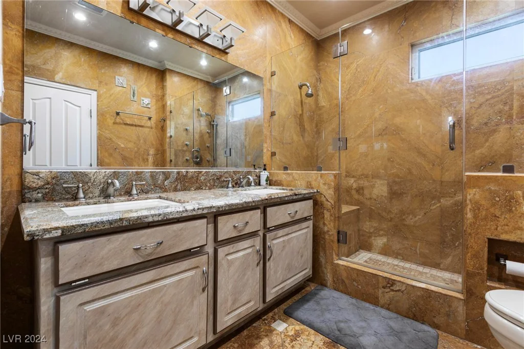 1504 Castle Wall, Las Vegas, NV 89117