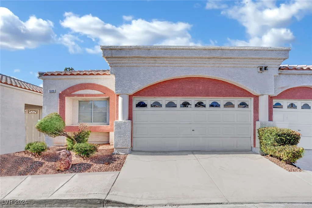 5125 Briar Meadow, Las Vegas, NV 89118