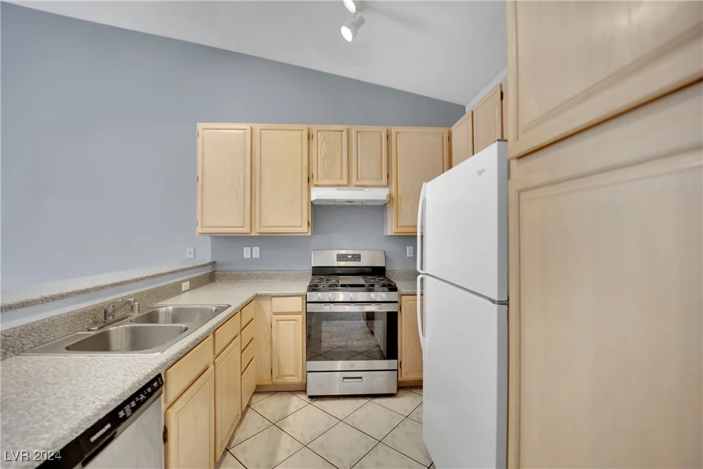 5125 Briar Meadow, Las Vegas, NV 89118