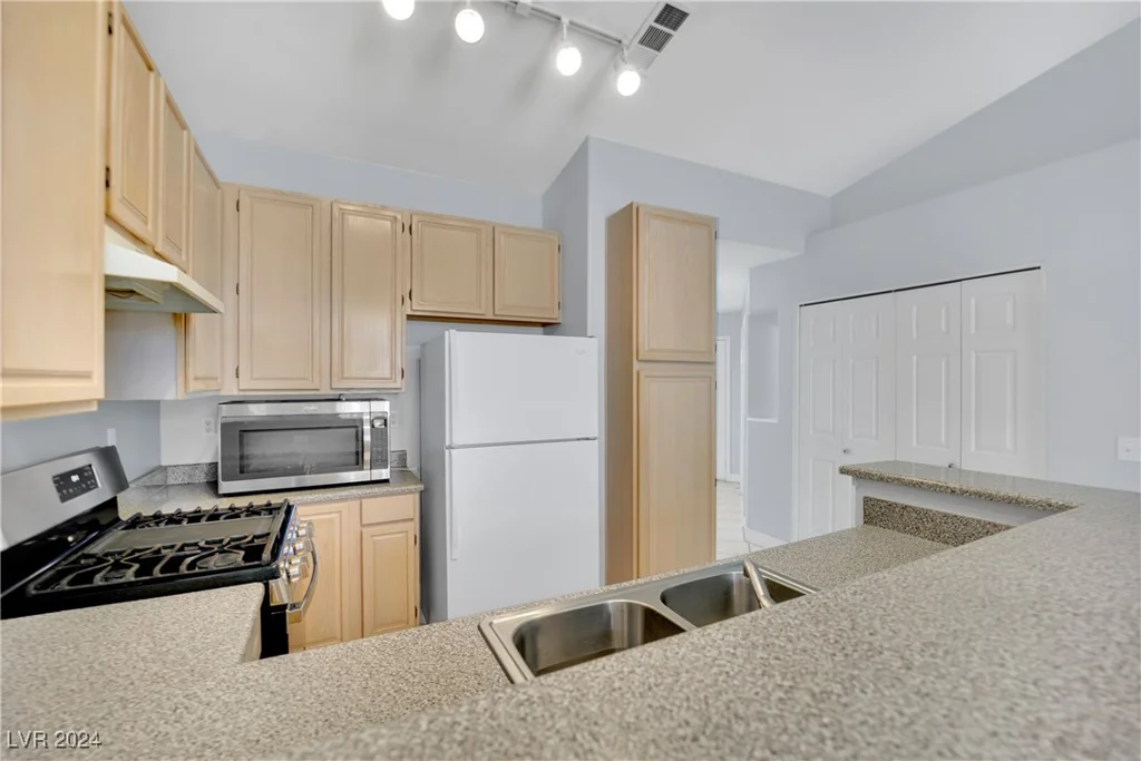 5125 Briar Meadow, Las Vegas, NV 89118