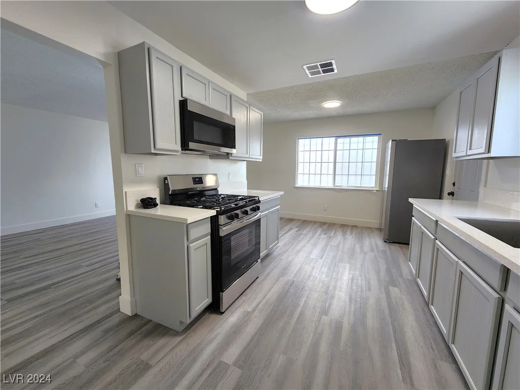 2640 Donna, North Las Vegas, NV 89030