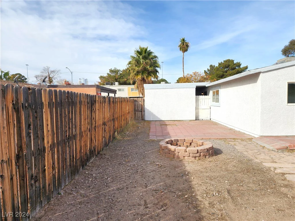 2640 Donna, North Las Vegas, NV 89030