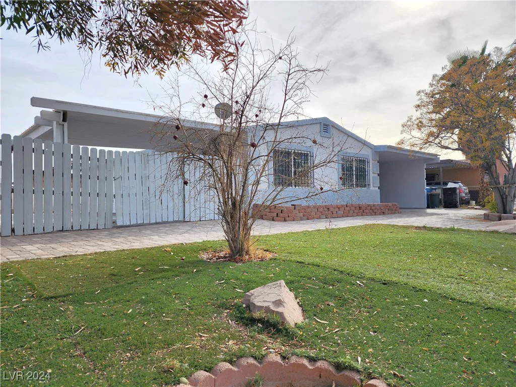 2640 Donna, North Las Vegas, NV 89030