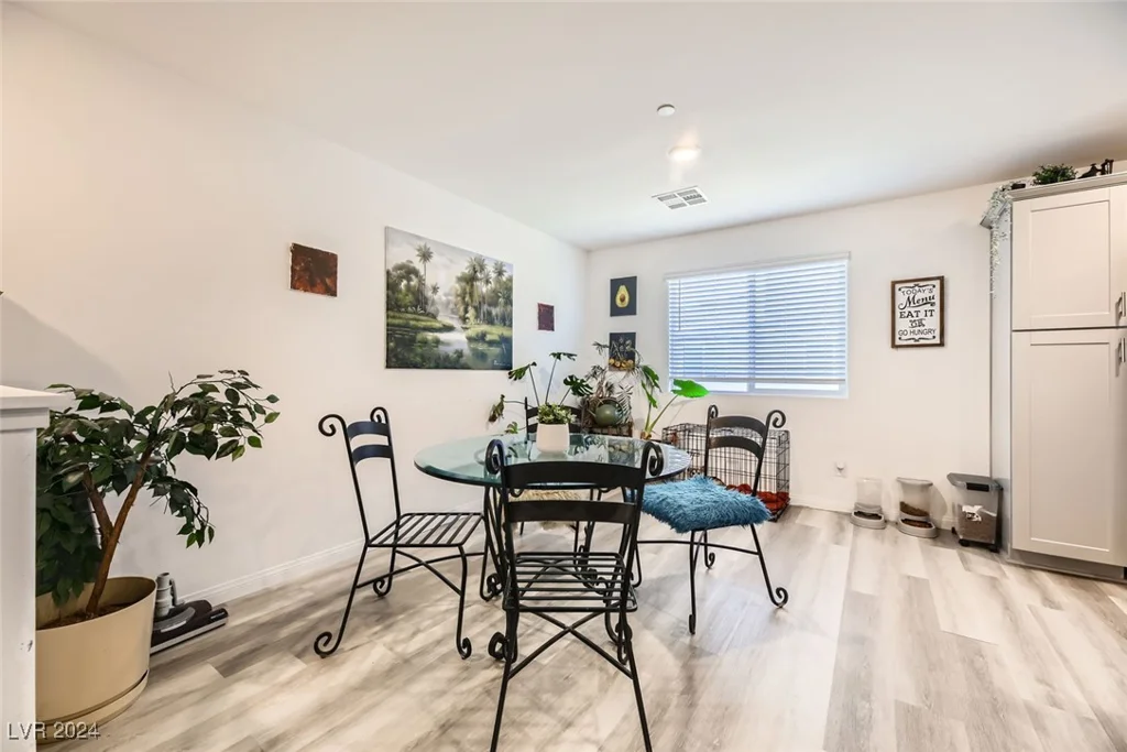 12322 Dusk Blue, Las Vegas, NV 89183