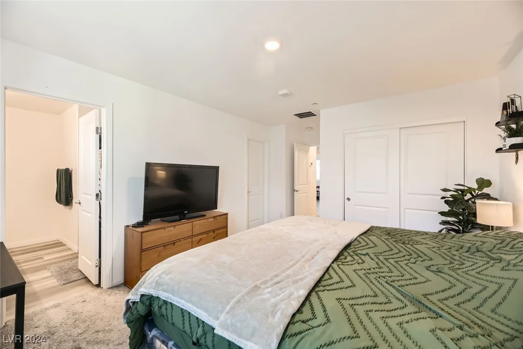 12322 Dusk Blue, Las Vegas, NV 89183