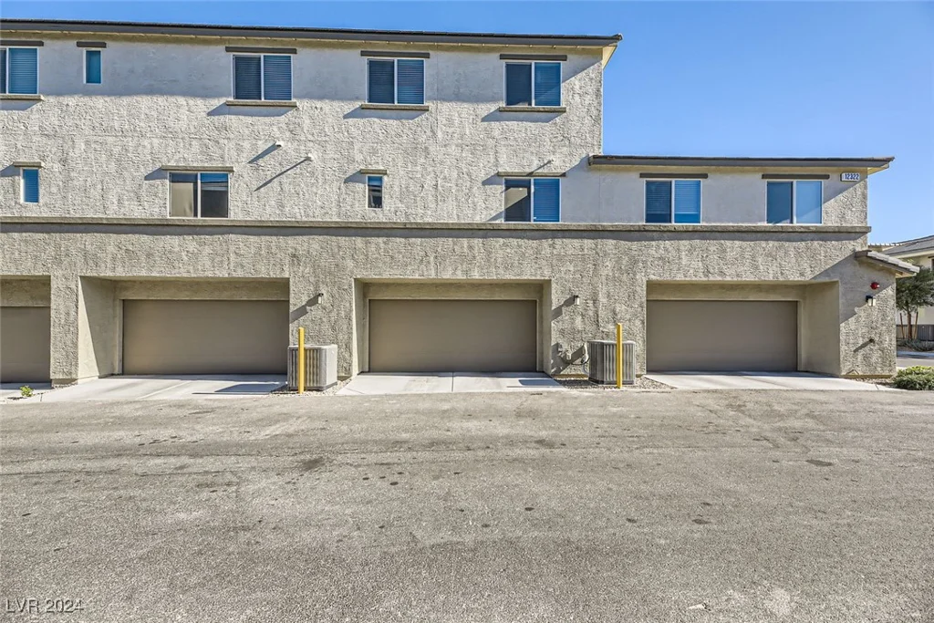 12322 Dusk Blue, Las Vegas, NV 89183