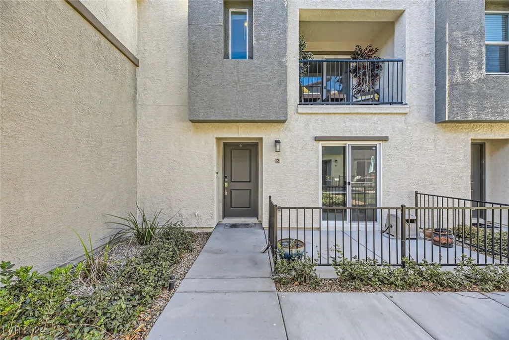 12322 Dusk Blue, Las Vegas, NV 89183