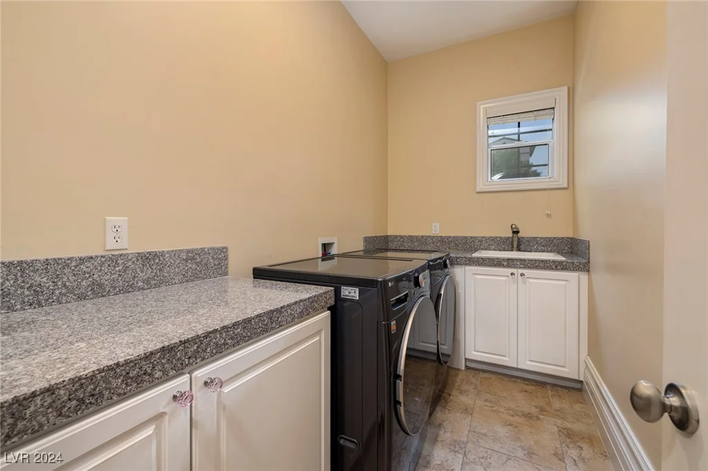 448 Punto Vallata, Henderson, NV 89011