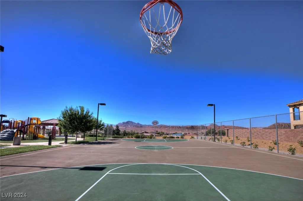 448 Punto Vallata, Henderson, NV 89011