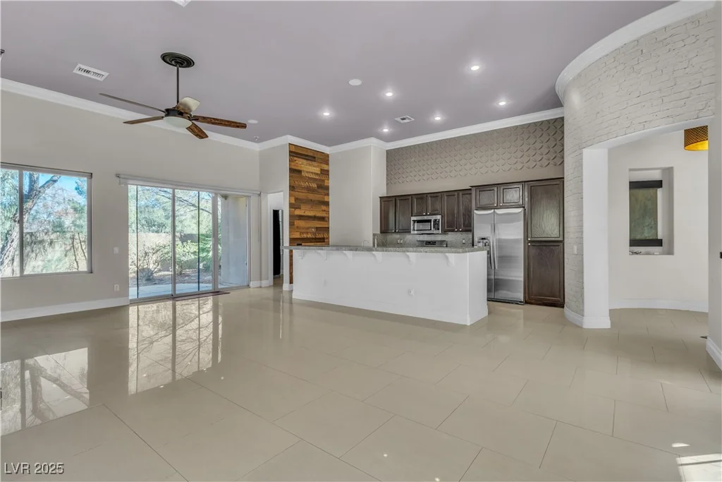 120 Emerald Dunes, Henderson, NV 89052