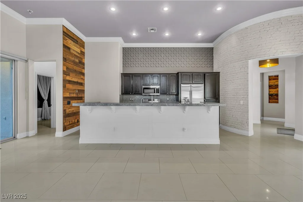 120 Emerald Dunes, Henderson, NV 89052
