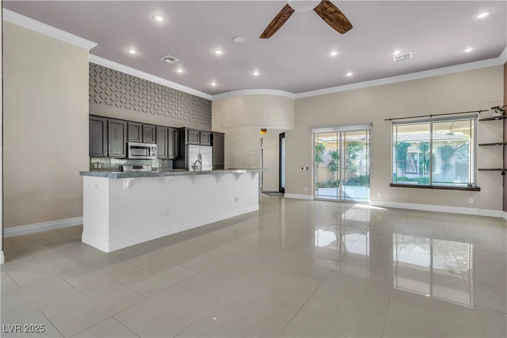 120 Emerald Dunes, Henderson, NV 89052