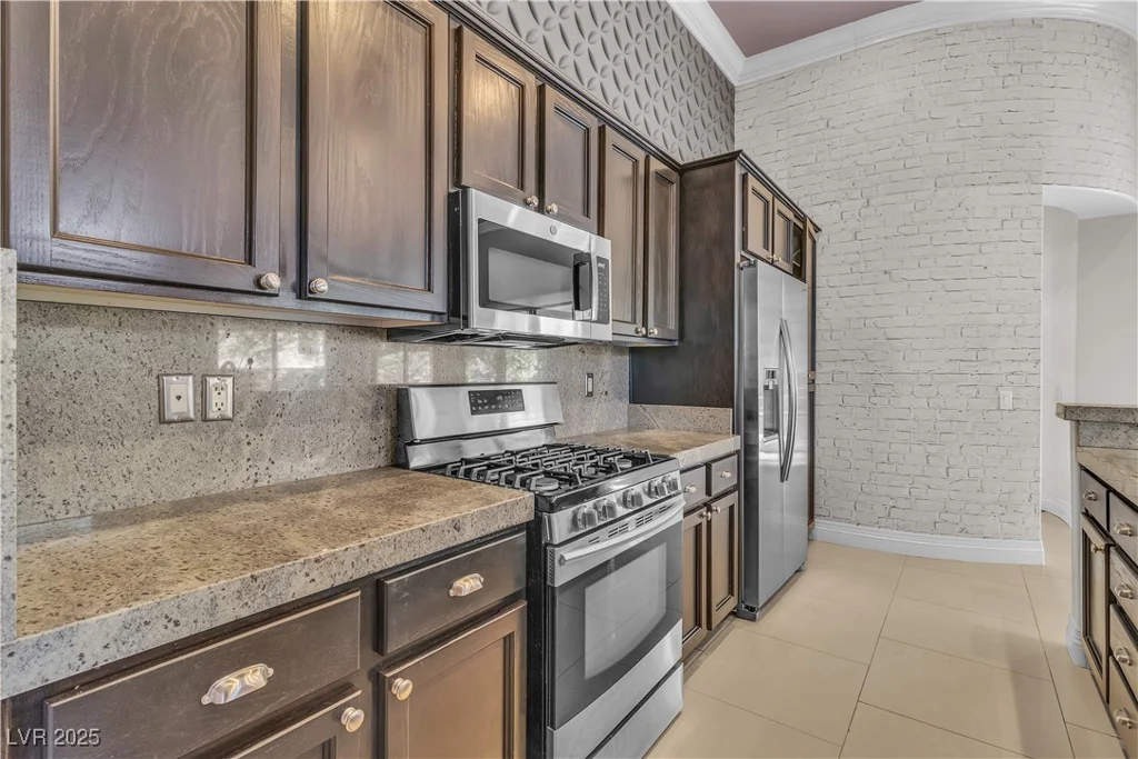 120 Emerald Dunes, Henderson, NV 89052