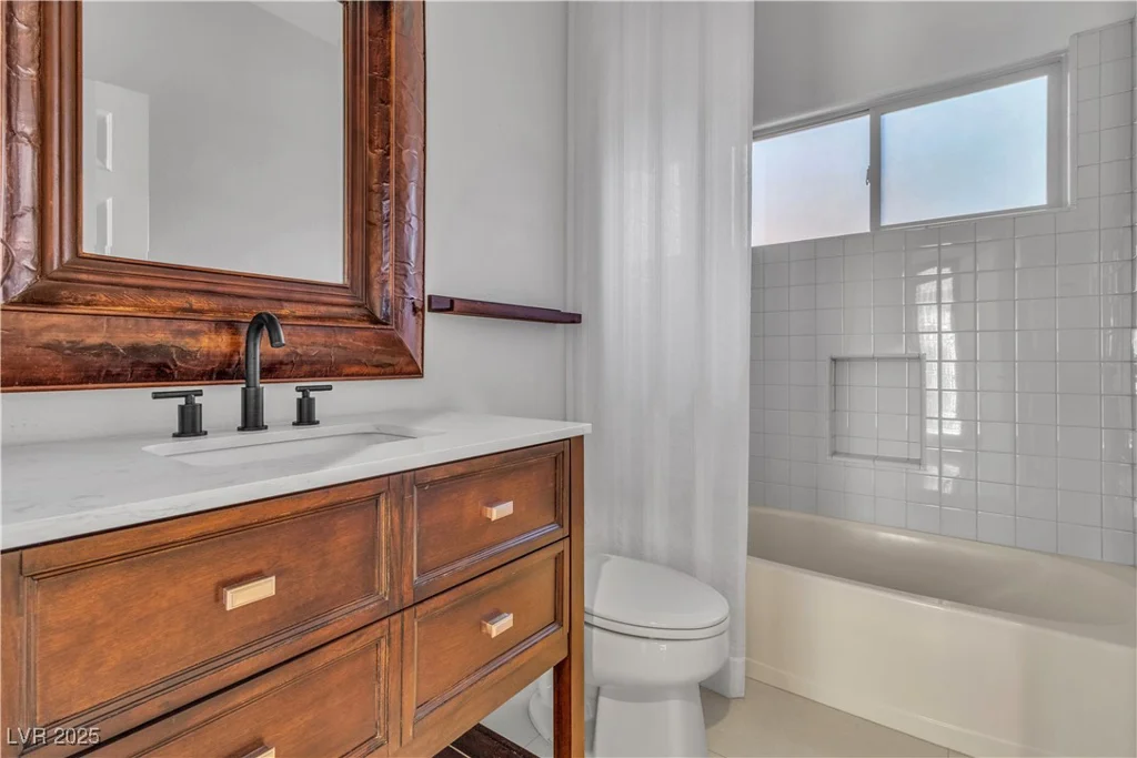 120 Emerald Dunes, Henderson, NV 89052