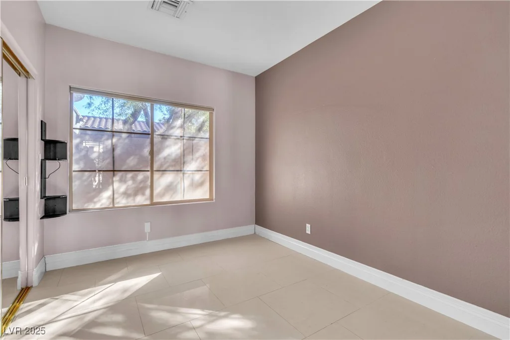 120 Emerald Dunes, Henderson, NV 89052