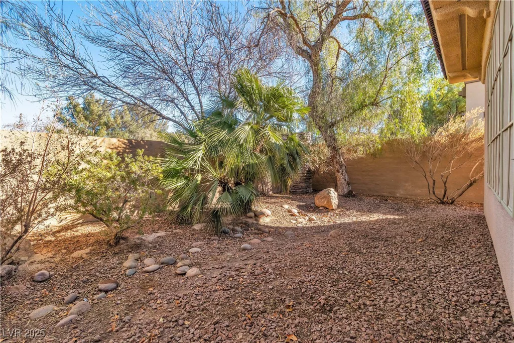 120 Emerald Dunes, Henderson, NV 89052