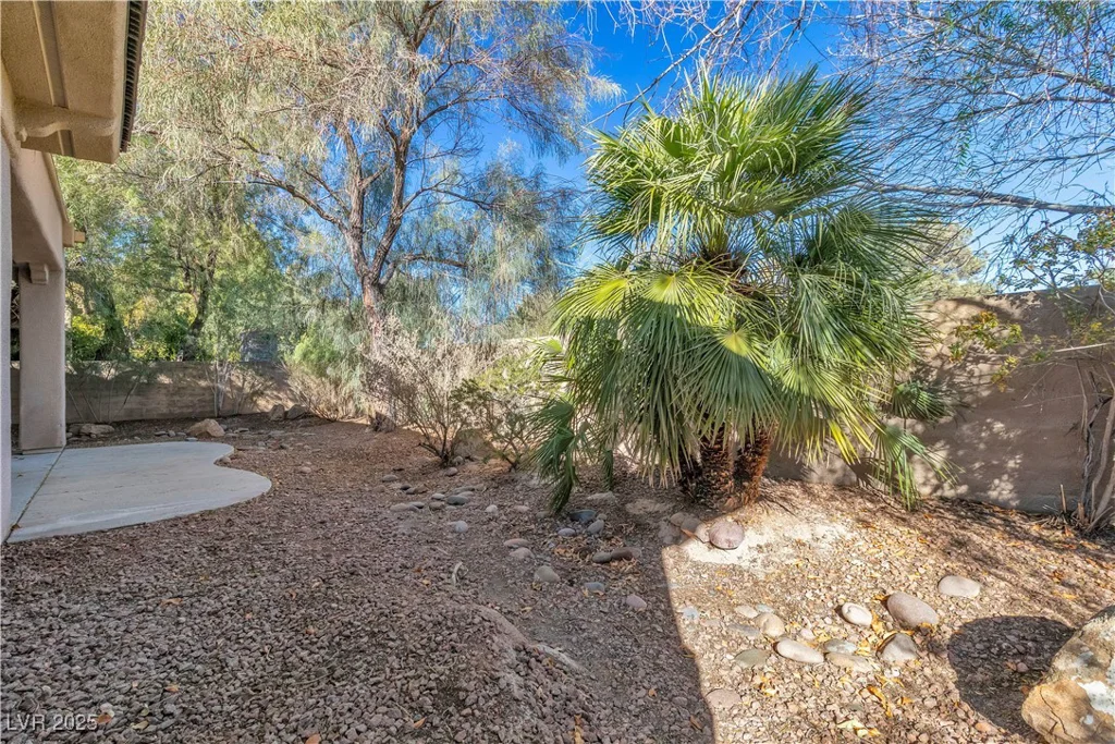 120 Emerald Dunes, Henderson, NV 89052