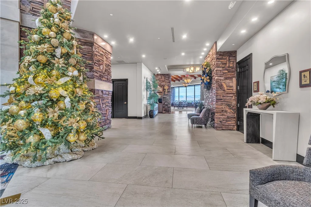 120 Emerald Dunes, Henderson, NV 89052