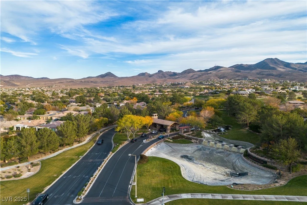 120 Emerald Dunes, Henderson, NV 89052