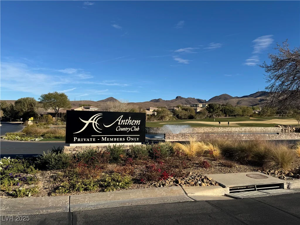 120 Emerald Dunes, Henderson, NV 89052