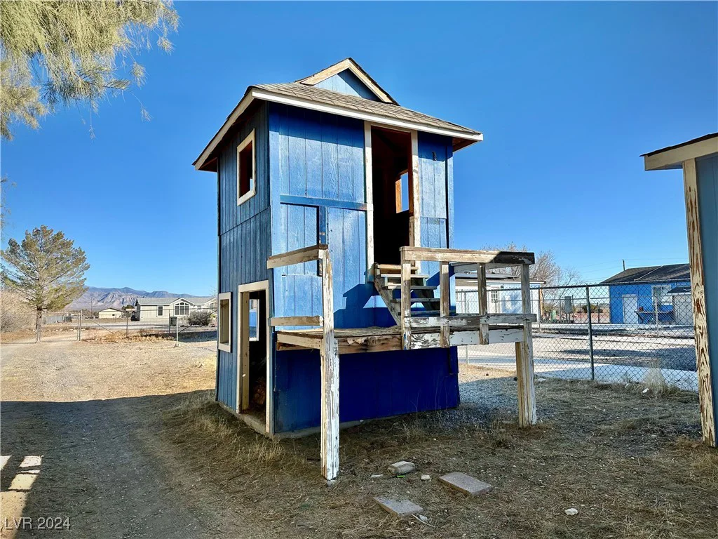 880 Luella, Pahrump, NV 89048