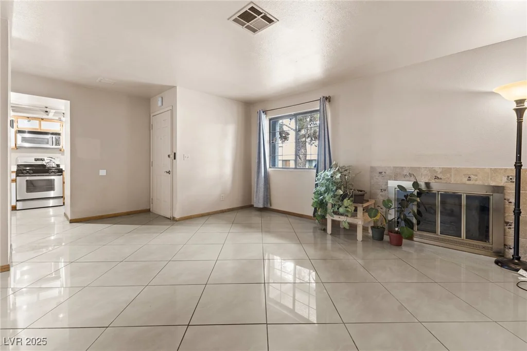 2746 Carnation, Henderson, NV 89074