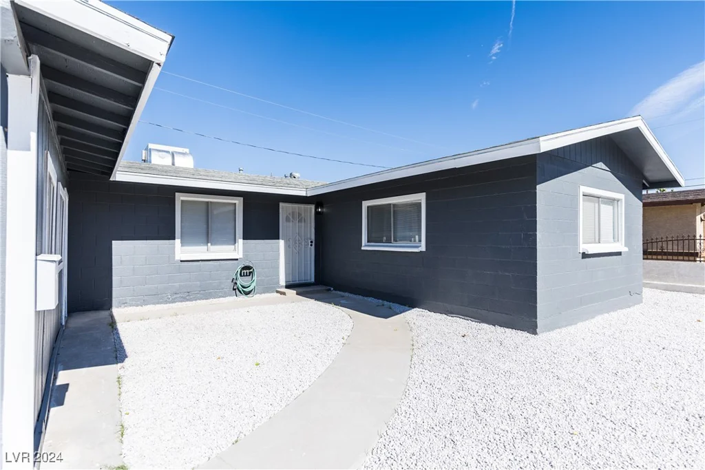 4138 El Segundo, Las Vegas, NV 89121