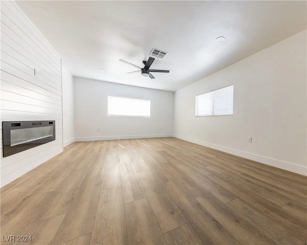 4138 El Segundo, Las Vegas, NV 89121