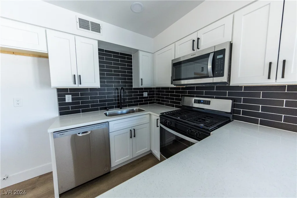 4138 El Segundo, Las Vegas, NV 89121