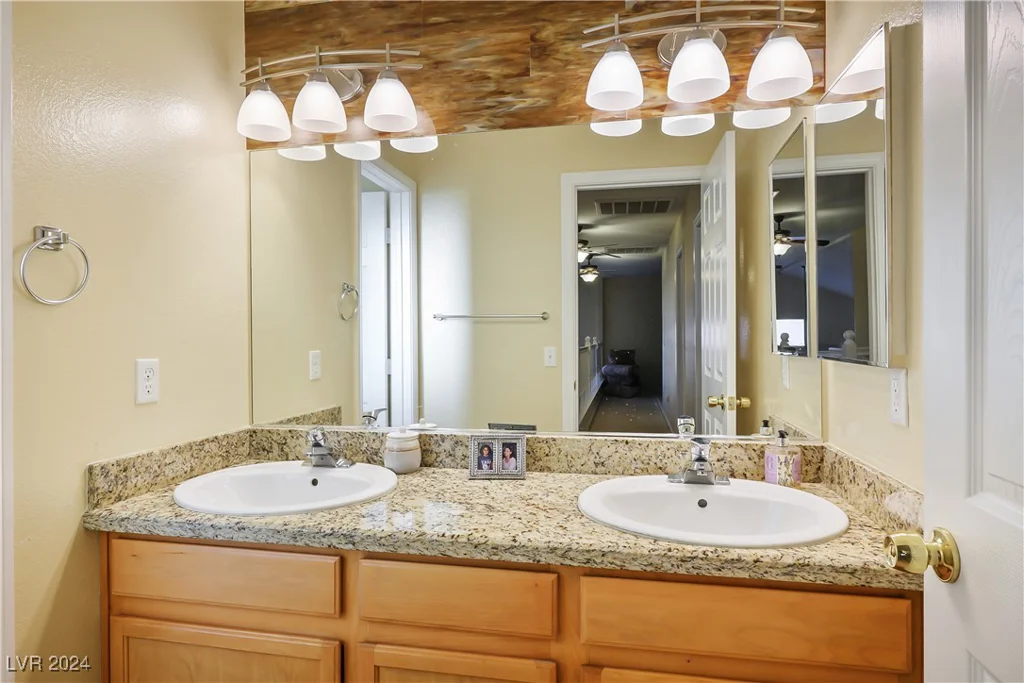 6231 Morning Wing, North Las Vegas, NV 89031