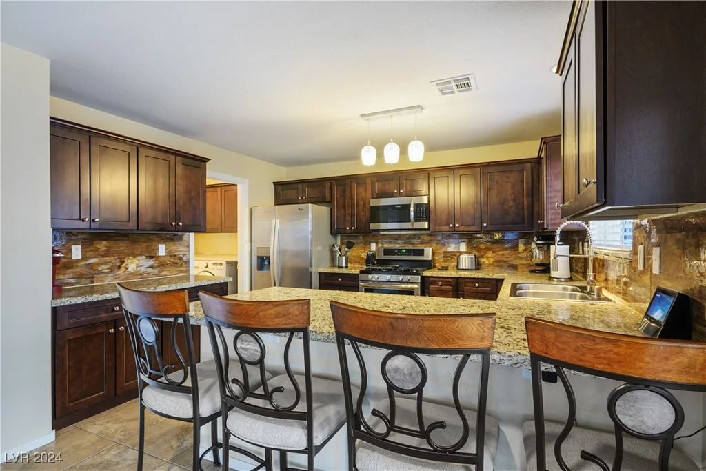6231 Morning Wing, North Las Vegas, NV 89031