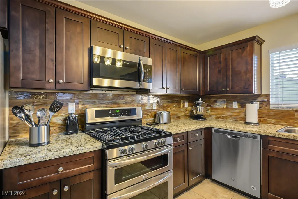 6231 Morning Wing, North Las Vegas, NV 89031