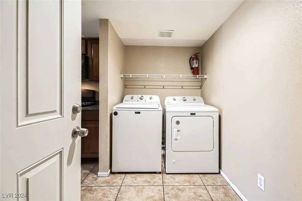 2842 Brittany Mesa, Henderson, NV 89074