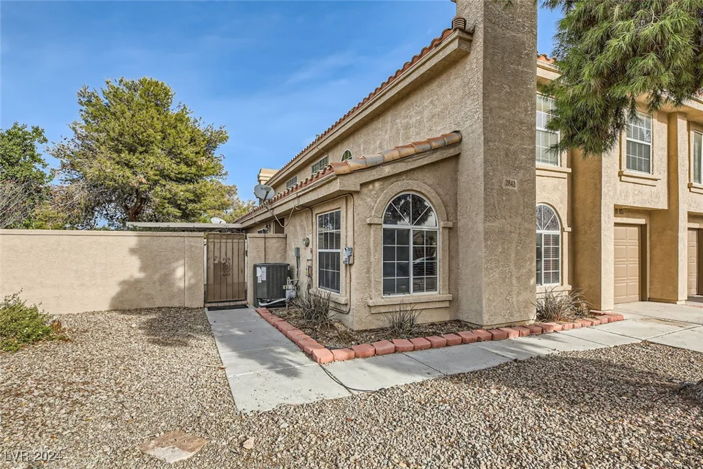 2842 Brittany Mesa, Henderson, NV 89074