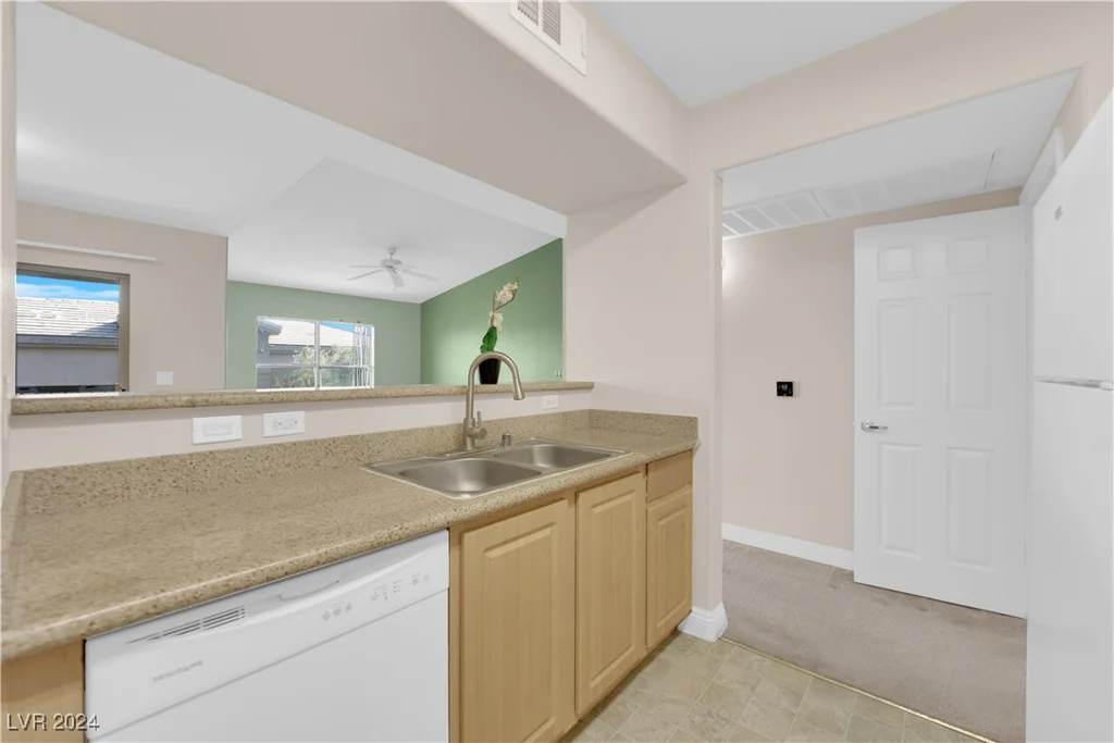 8000 Badura, Las Vegas, NV 89113