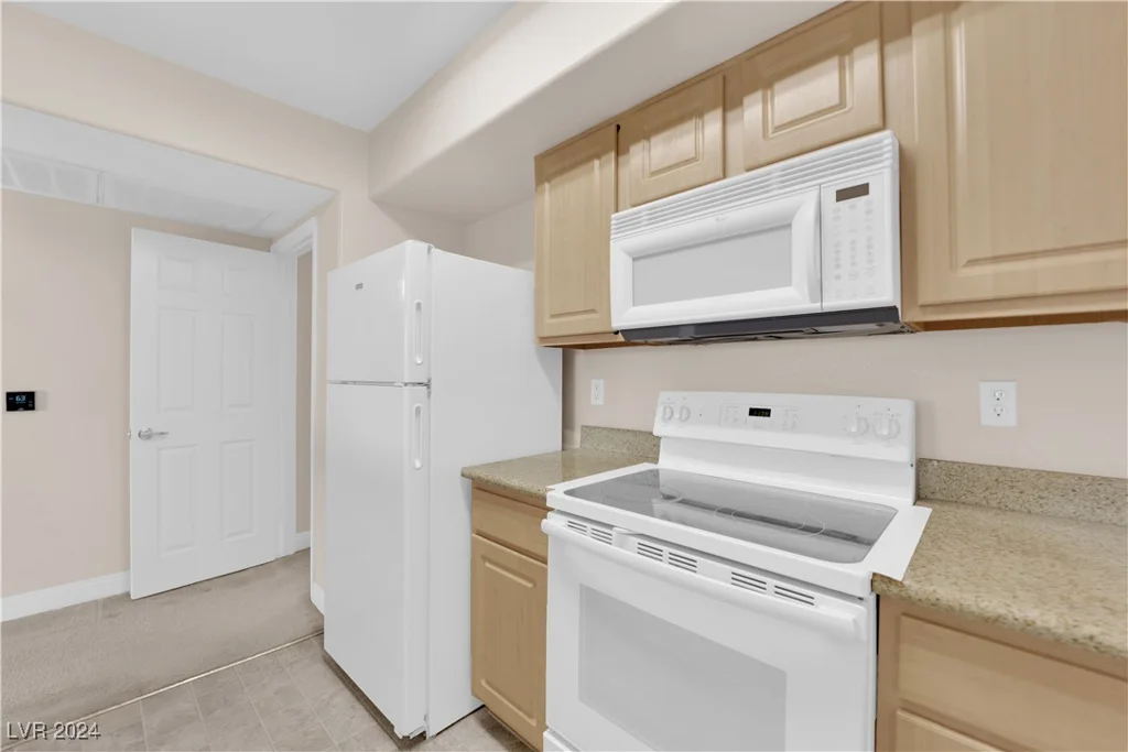 8000 Badura, Las Vegas, NV 89113