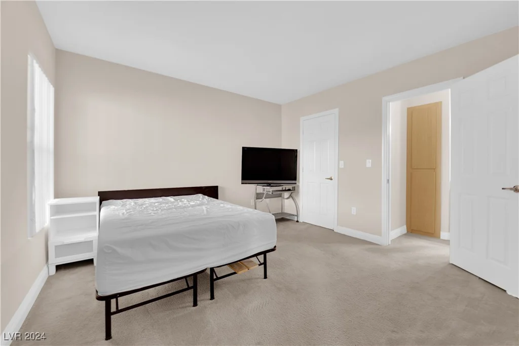 8000 Badura, Las Vegas, NV 89113