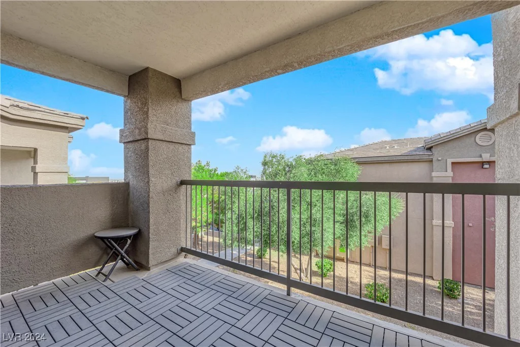 8000 Badura, Las Vegas, NV 89113