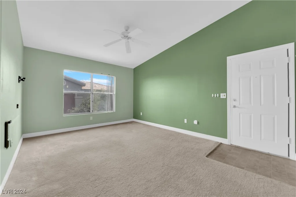 8000 Badura, Las Vegas, NV 89113