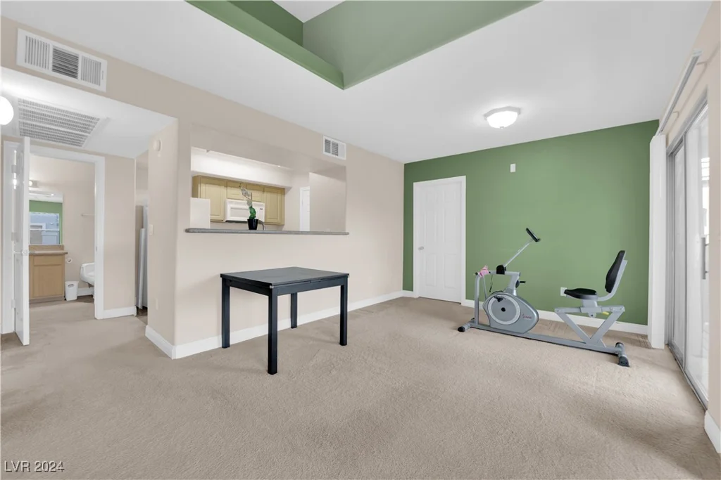 8000 Badura, Las Vegas, NV 89113