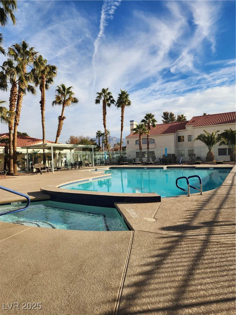 2725 Nellis, Las Vegas, NV 89121